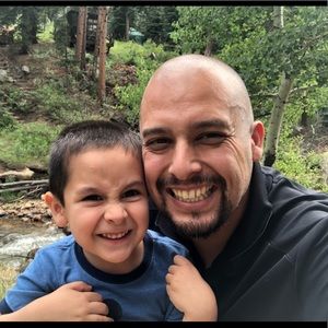 Meet your Posher, Chris